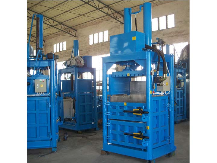 Vertical baler machines