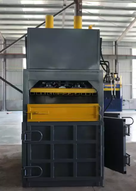 60t vertical baler